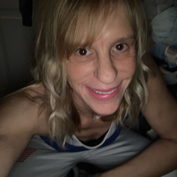 Meet your Posher, Jennifer - Picture 4 of 11